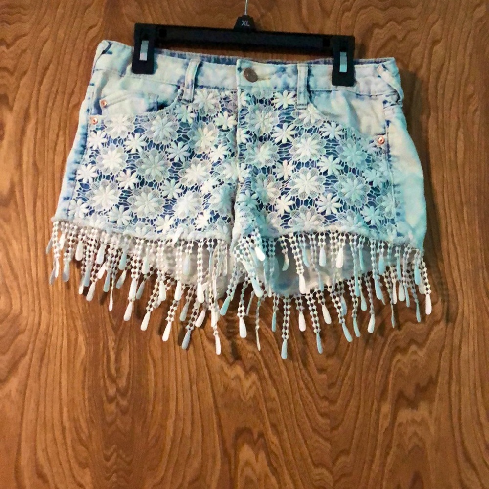 Lei Ashley lowrise shorts blue/white